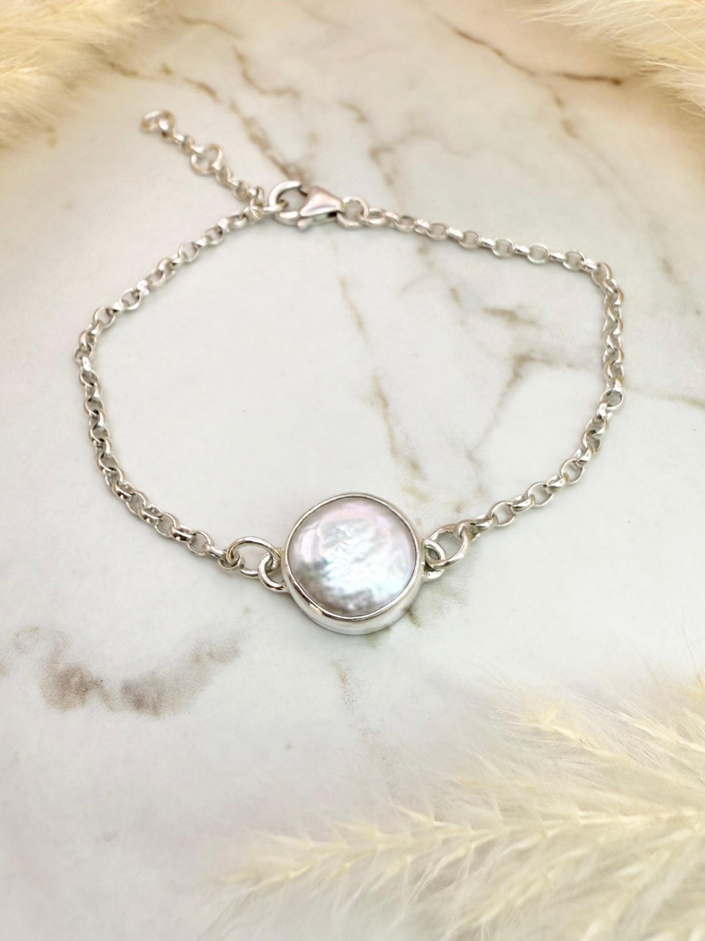 Fresh water pearl bracelet