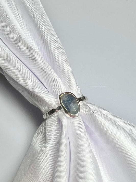Sapphire ring UK size M