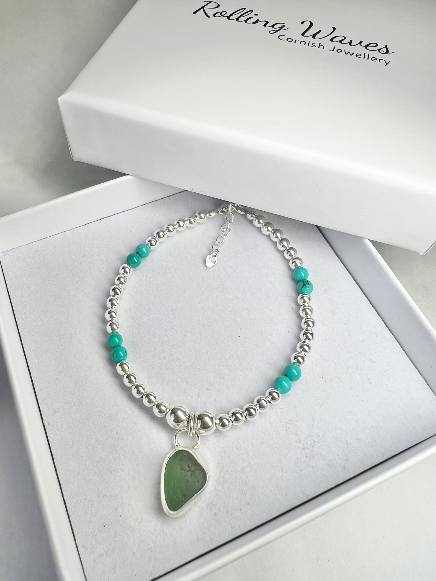Teal Cornish seaglass & turquoise beaded bracelet