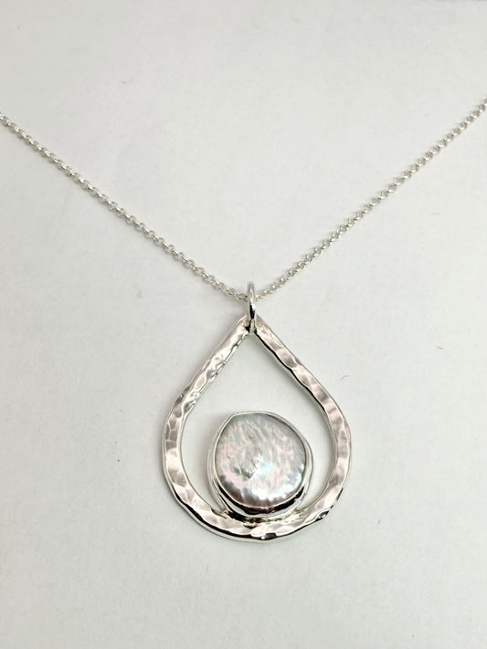 Pearl tear drop necklace