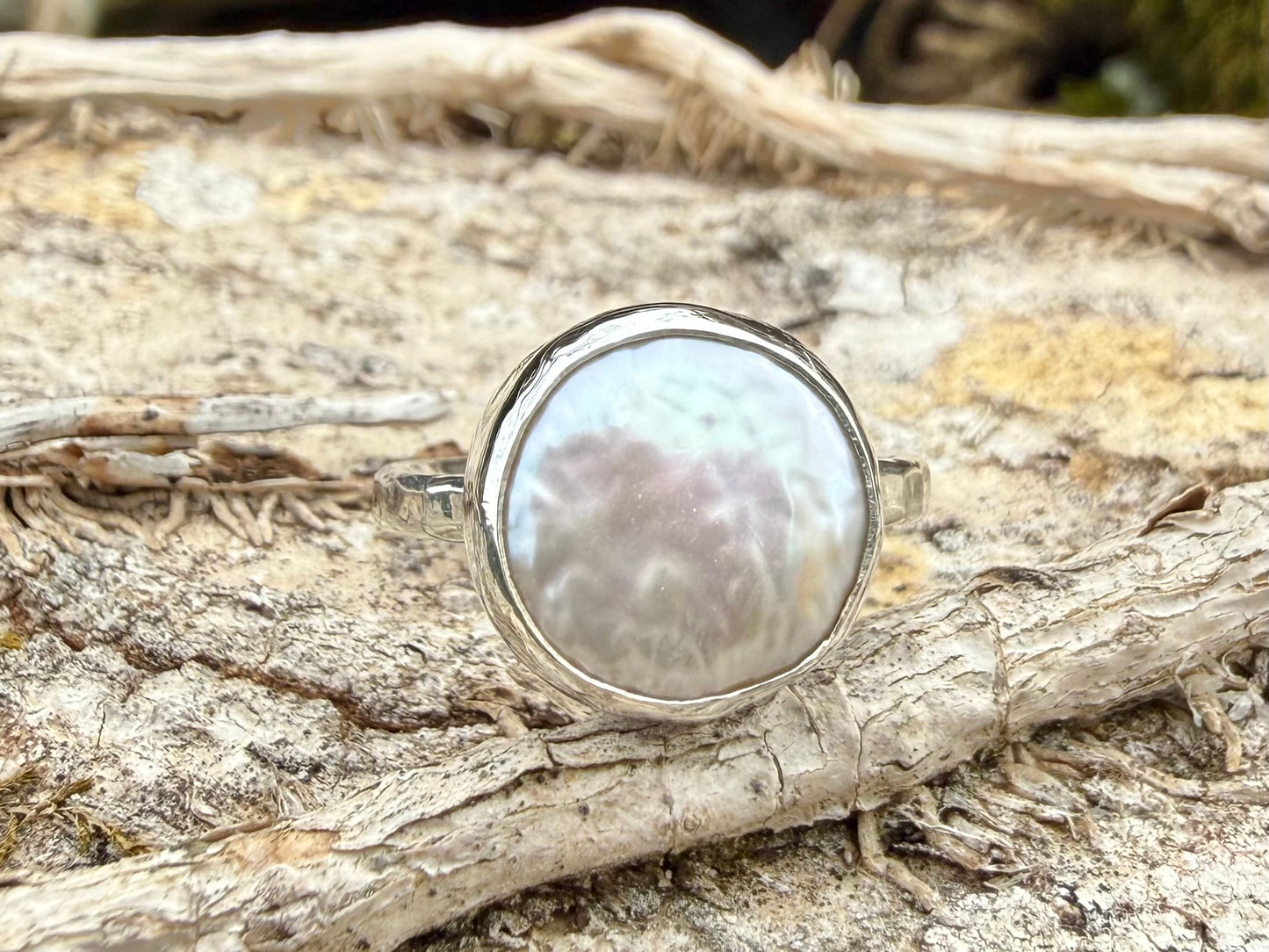 Fresh water pearl ring Size L *SECONDS*